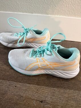 Asics White and Teal Running Sneakers with Orange Logo